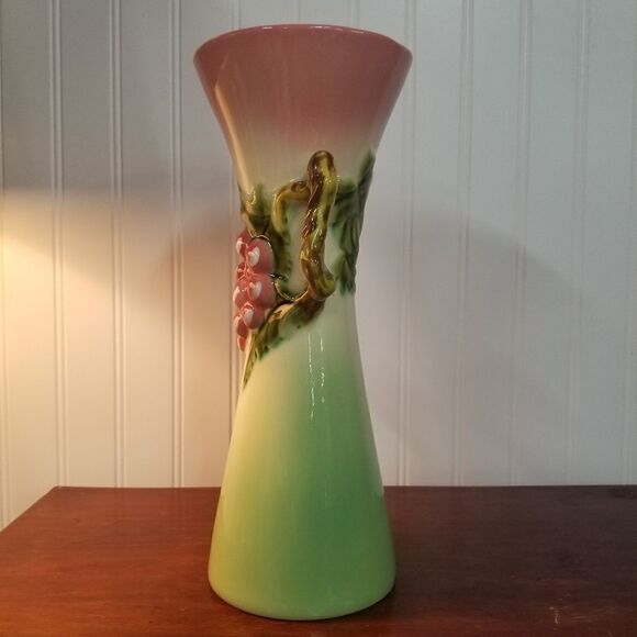 Vintage Tokay Vase Grapevine Pink Green - Picture 4 of 6